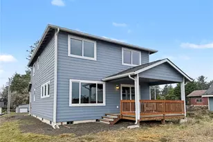 582 Mt Olympus Ave SE, Ocean Shores, WA 98569 - Photo 33