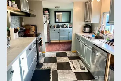 1320 N Oak Harbor Street #97, Oak Harbor, WA 98277 - Photo 7