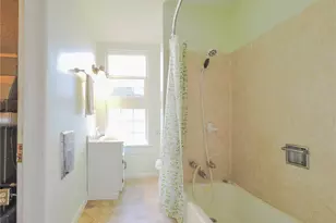 1201 N 29th St, Renton, WA 98056 - Photo 11