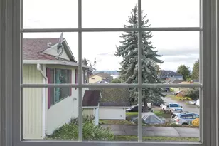 1201 N 29th St, Renton, WA 98056 - Photo 9