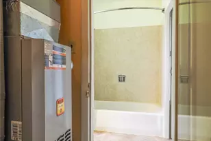 1201 N 29th St, Renton, WA 98056 - Photo 15