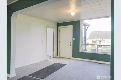 1201 N 29th Street, Renton, WA 98056 - Photo 5