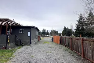 4302 252nd St Ct E, Spanaway, WA 98387 - Photo 9