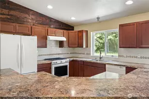 231 W New Moon Ln, Matlock, WA 98560 - Photo 9