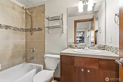 5927 California Avenue SW, Seattle, WA 98136 - Photo 17