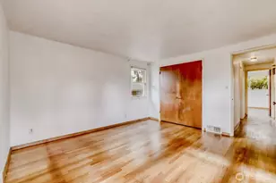 4573 Purdue Ave NE, Seattle, WA 98105 - Photo 13