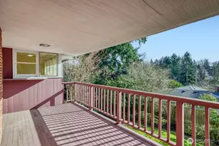 4573 Purdue Ave NE, Seattle, WA 98105 - Photo 11