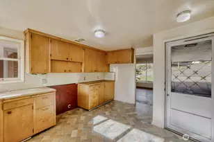 4573 Purdue Ave NE, Seattle, WA 98105 - Photo 9