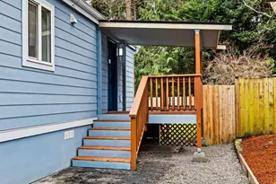 20500 SE 32nd Dr, Bothell, WA 98012 - Photo 3