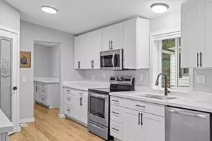 20500 SE 32nd Dr, Bothell, WA 98012 - Photo 13