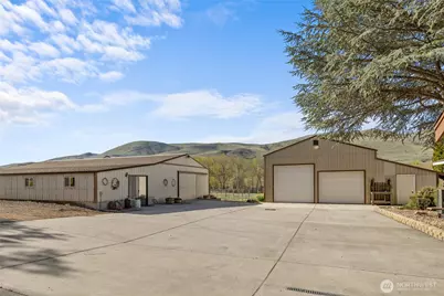 1260 Burbank Creek Road, Yakima, WA 98901 - Photo 21
