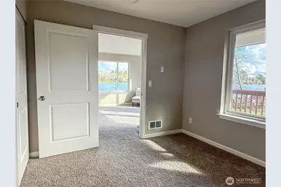 584 Mount Olympus Avenue SE, Ocean Shores, WA 98569 - Photo 17