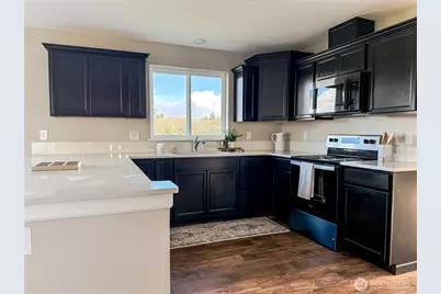 584 Mount Olympus Avenue SE, Ocean Shores, WA 98569 - Photo 11