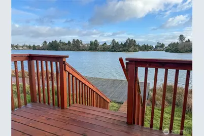 584 Mount Olympus Avenue SE, Ocean Shores, WA 98569 - Photo 19