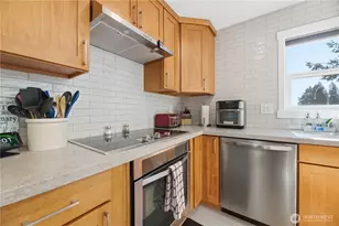 1913 Deville Dr NW, Bremerton, WA 98312 - Photo 17