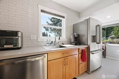 1913 Deville Drive NW, Bremerton, WA 98312 - Photo 19