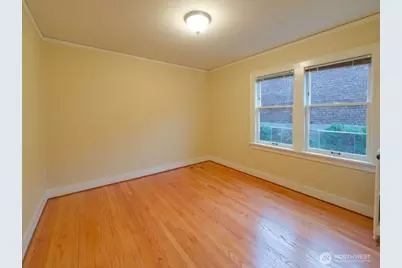 416 Summit Avenue E, Seattle, WA 98102 - Photo 17