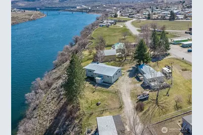 1617 Fairview Avenue, Bridgeport, WA 98813 - Photo 31