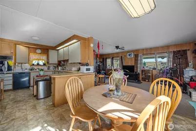 1617 Fairview Avenue, Bridgeport, WA 98813 - Photo 5