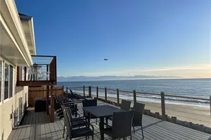 2585 W Beach Rd, Oak Harbor, WA 98277 - Photo 15