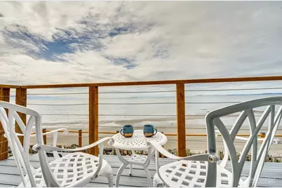 2585 West Beach Road, Oak Harbor, WA 98277 - Photo 23