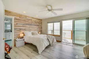 2585 W Beach Rd, Oak Harbor, WA 98277 - Photo 17