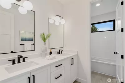 6223 43rd Avenue NE, Seattle, WA 98115 - Photo 27