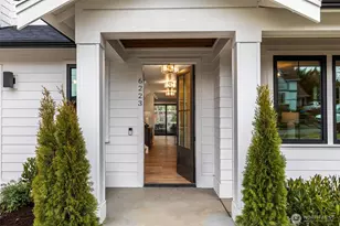 6223 43rd Ave NE, Seattle, WA 98115 - Photo 3