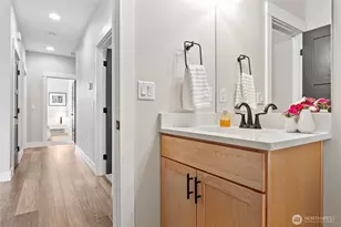 301 S Park St, Lynden, WA 98264 - Photo 15