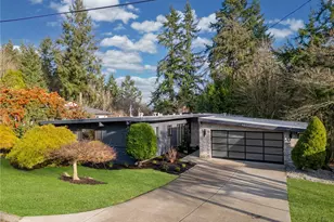 62 165th Ave SE, Bellevue, WA 98008 - Photo 1