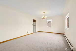 408 8th Ave NE, Puyallup, WA 98372 - Photo 3