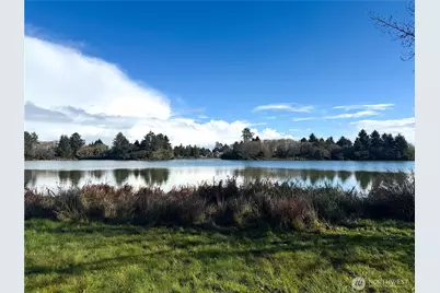 586 Mount Olympus Avenue SE, Ocean Shores, WA 98569 - Photo 27