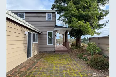 586 Mount Olympus Avenue SE, Ocean Shores, WA 98569 - Photo 3