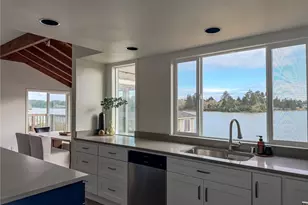 586 Mt Olympus Ave SE, Ocean Shores, WA 98569 - Photo 9