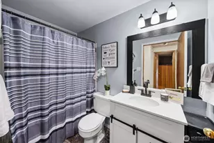 5103 S Garden Loop Rd, Seattle, WA 98118 - Photo 15