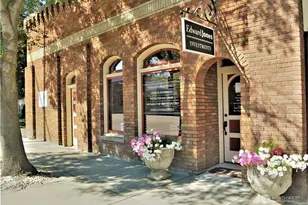 214 Pine St, Okanogan, WA 98840 - Photo 1