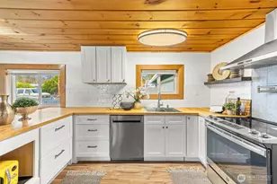 2316 S Pleasant Dr, Westport, WA 98595 - Photo 15