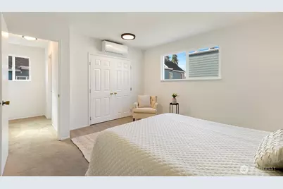 8401 25th Avenue SW #A, Seattle, WA 98106 - Photo 13