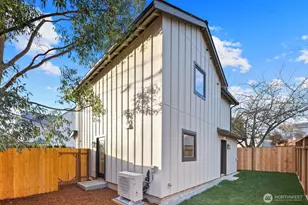 4521 47th Ave SW, Seattle, WA 98116 - Photo 37