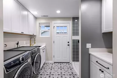 23448 Sherry Lane, Mount Vernon, WA 98274 - Photo 31