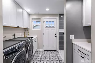 23448 Sherry Ln, Mount Vernon, WA 98274 - Photo 31