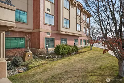 1 5th Street #110, Wenatchee, WA 98801 - Photo 3