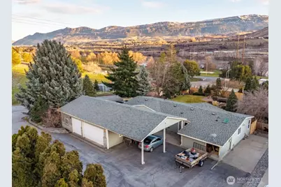1160 S Mary Street, East Wenatchee, WA 98802 - Photo 3