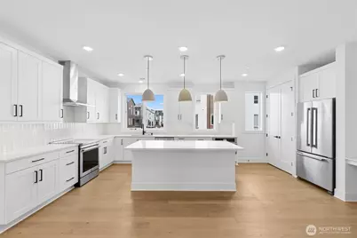 12201 137th Place NE #2502, Redmond, WA 98052 - Photo 11