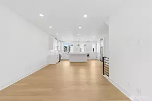 12201 137th Pl NE, Redmond, WA 98052 - Photo 7