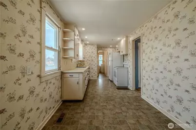 915 Orondo Avenue, Wenatchee, WA 98801 - Photo 7