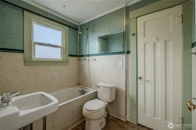 915 Orondo Avenue, Wenatchee, WA 98801 - Photo 15