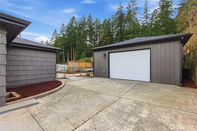 1219 Poindexter Avenue, Bremerton, WA 98312 - Photo 23