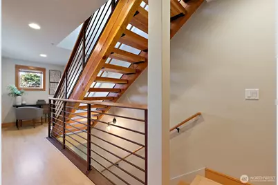 3824 Evanston Avenue N #6, Seattle, WA 98103 - Photo 13