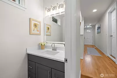 212 27th Avenue E, Seattle, WA 98112 - Photo 13